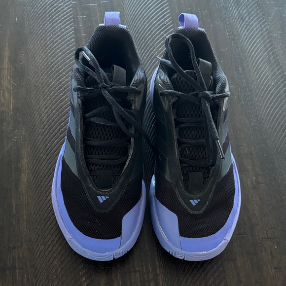 Adidas Boys Black and Purple Athletic Shoes - Size 5 - Picture 2 of 5